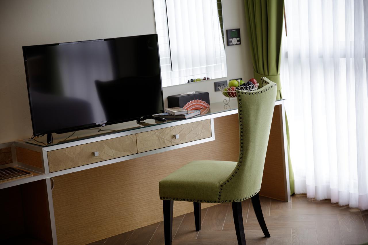 9 สวีท ลักชัวรี บูทิก โฮเต็ล Hotel เชียงใหม่ ภายนอก รูปภาพ