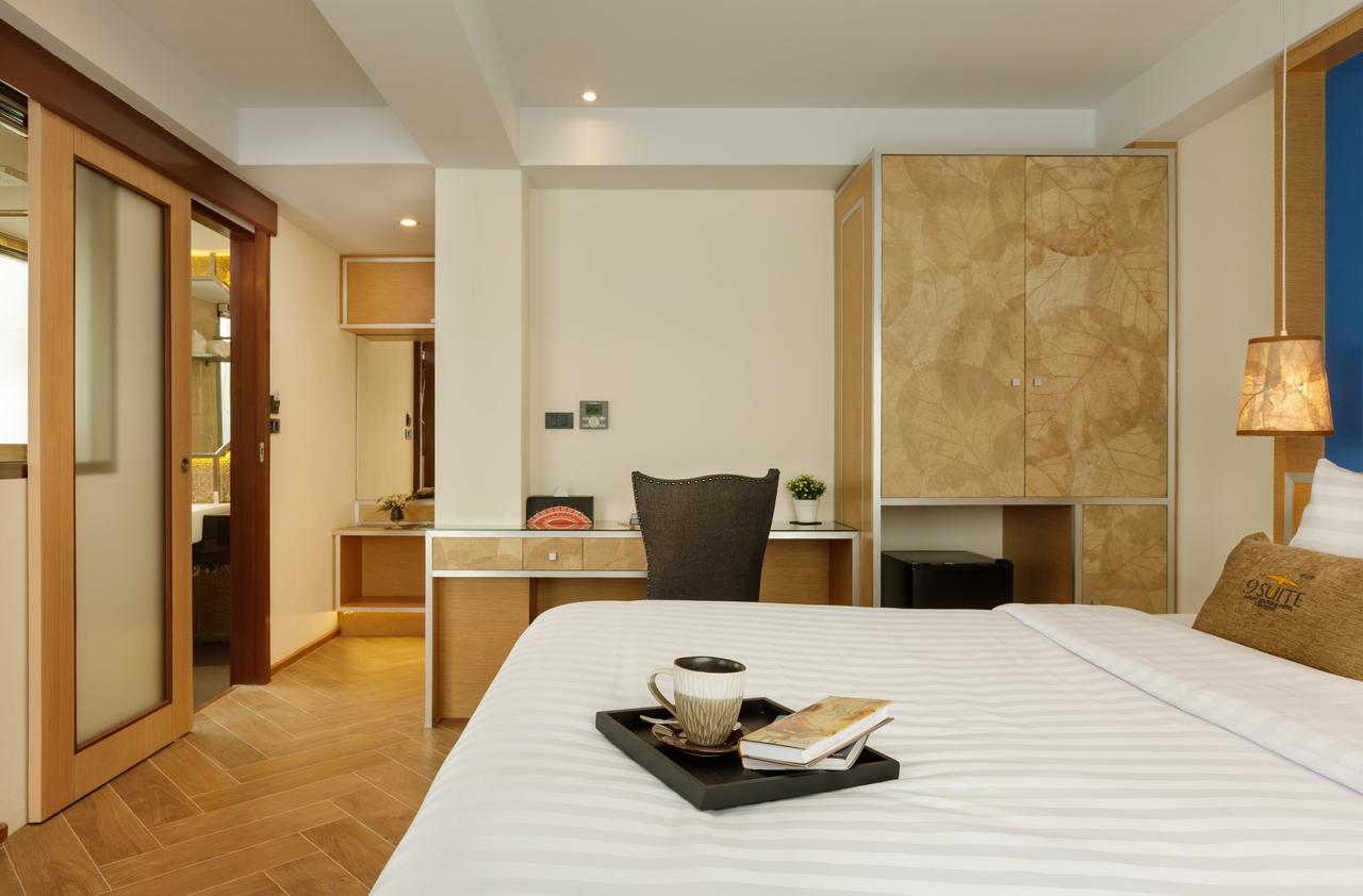 9 สวีท ลักชัวรี บูทิก โฮเต็ล Hotel เชียงใหม่ ภายนอก รูปภาพ