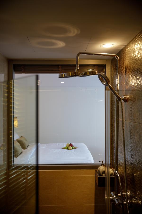 9 สวีท ลักชัวรี บูทิก โฮเต็ล Hotel เชียงใหม่ ภายนอก รูปภาพ